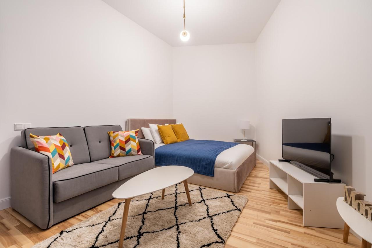 Lacplesa24 - Modern Studios In Riga City Center Экстерьер фото