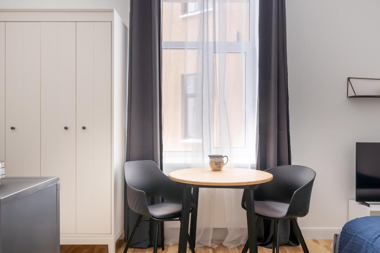 Lacplesa24 - Modern Studios In Riga City Center Экстерьер фото